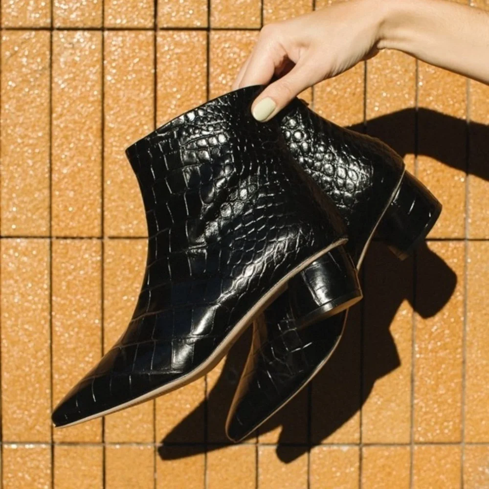 NEW LoQ Matea Crocodile Embossed Leather Ankle Boots Sz. 36 (US 5.5)